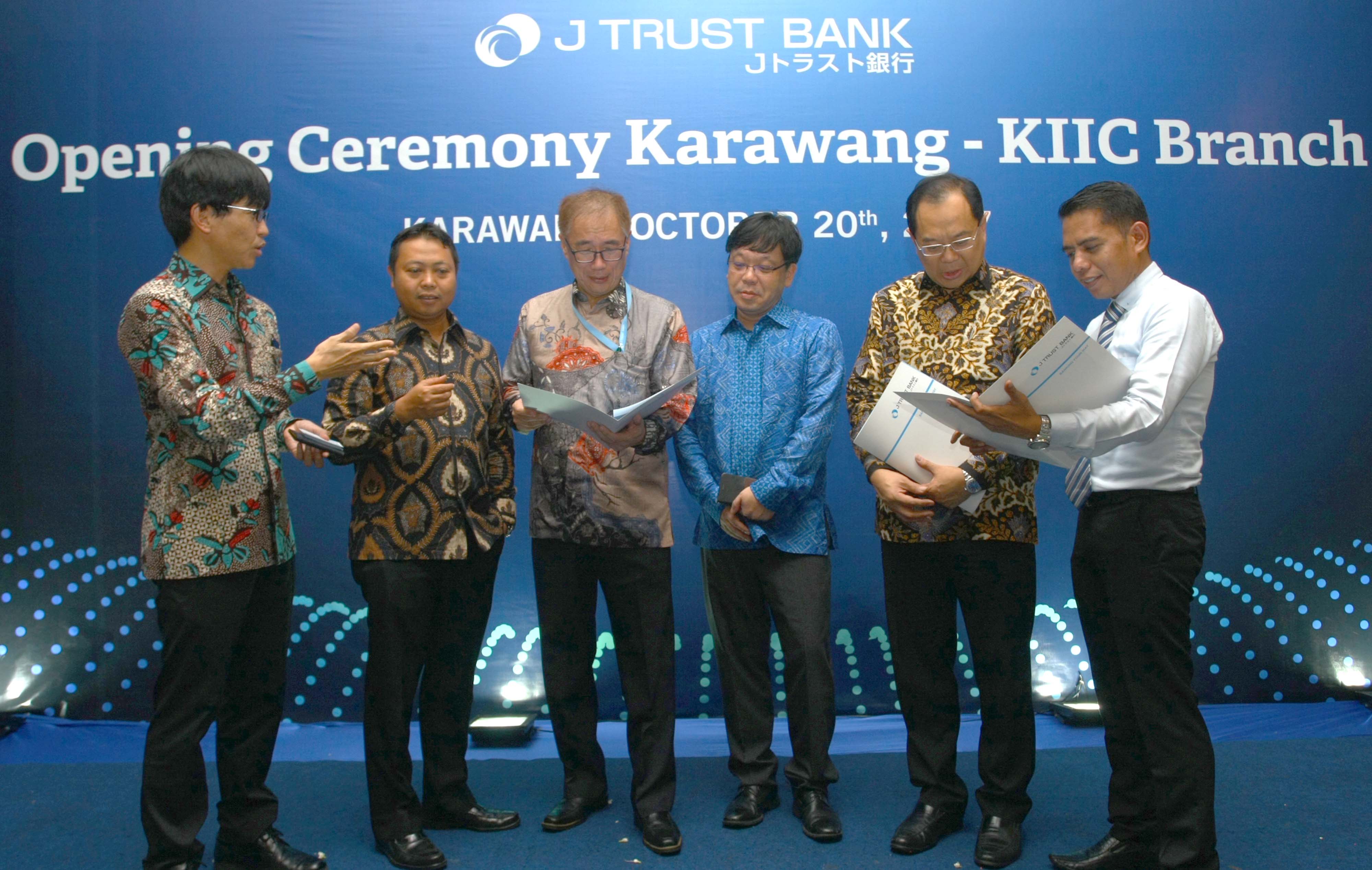 J Trust Bank Menyelenggarakan Pembukaan Kantor Cabang Karawang-KIIC