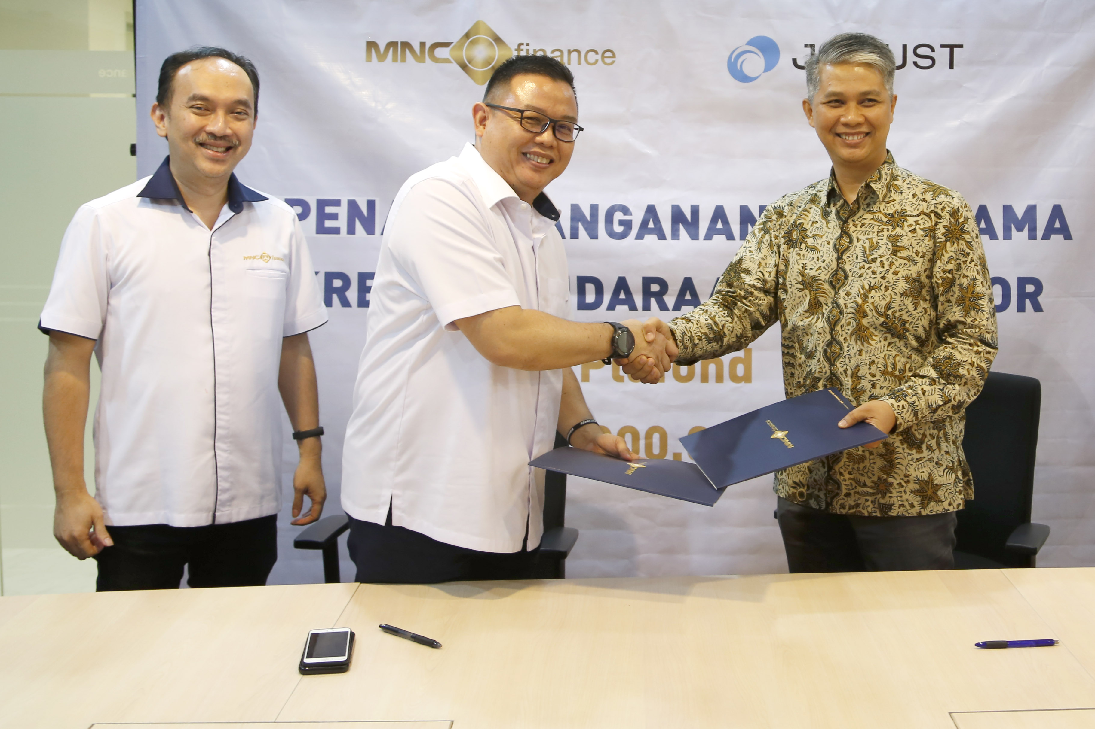 J Trust Bank-MNC Finance Partnership in Financing Facility