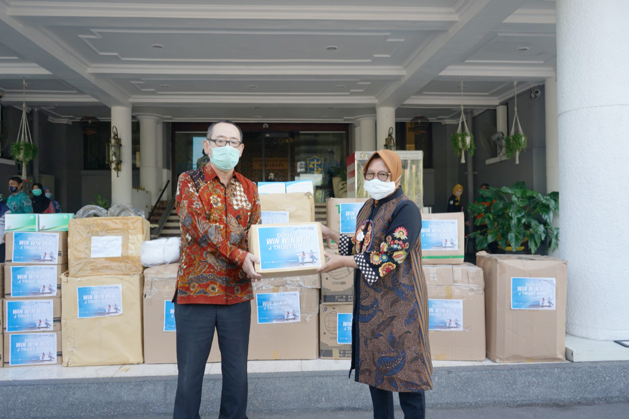 J Trust Bank's Win Win Win Program Donation to Surabaya City Government