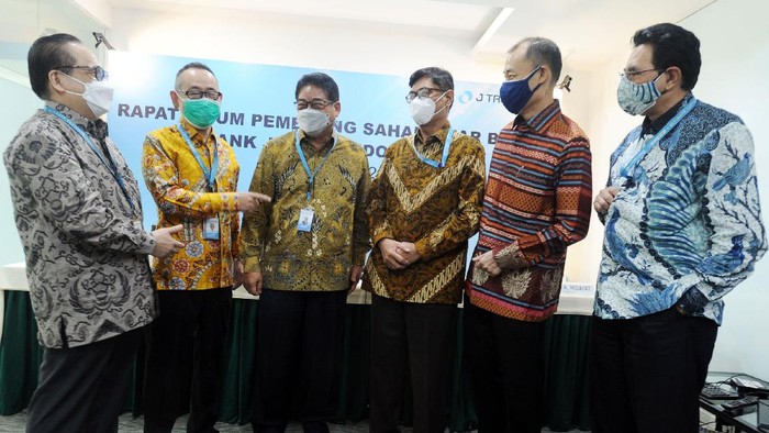 Rapat Umum Pemegang Saham Luar Biasa (RUPSLB) J Trust Bank