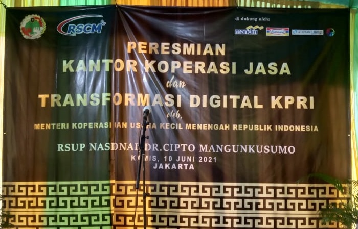 JTrust Bank Supports the Development of Employee Cooperatives at the National Hospital dr. Cipto Mangunkusumo thru Digital Platforms e-Kasbon