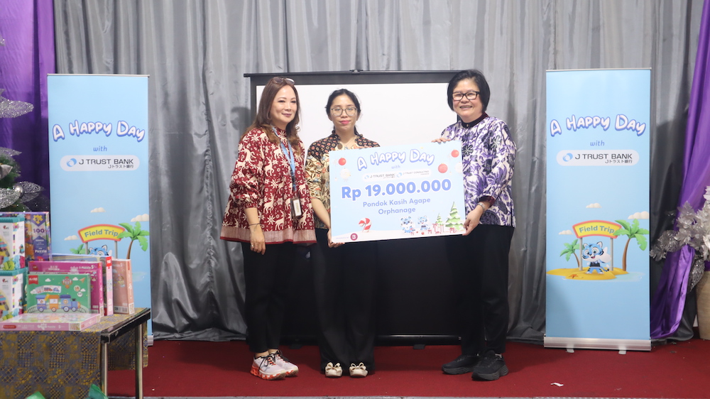 A Happy Day with J Trust Bank: Rayakan Natal Penuh Kasih Bersama Panti Asuhan Pondok Kasih Agape